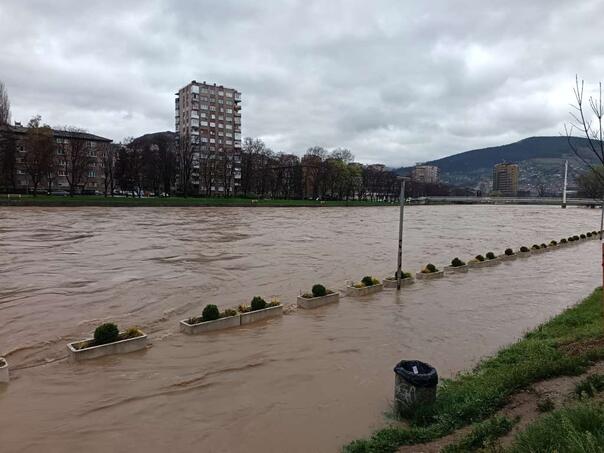 Dvije sedmice kasnije: Iz Bosne kod Žepča izvučeno tijelo nestale Kakanjke