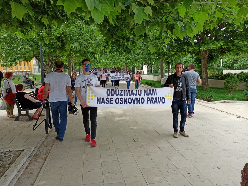 Dvije šetnje u Mostaru: Ova vlast mora otići 