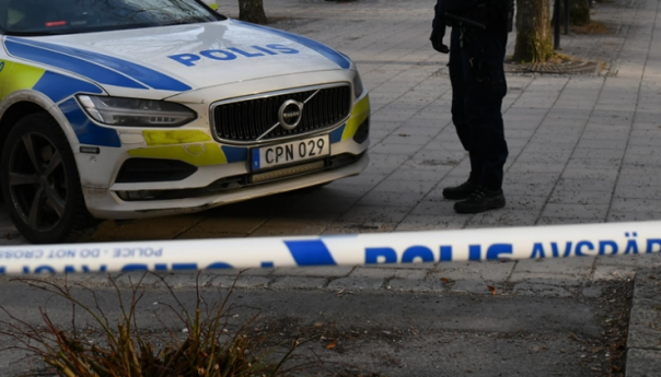 Dvije snažne eksplozije oštetile stambene zgrade u Stockholmu