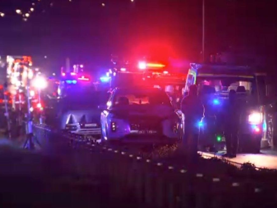 Dvije žene poginule na autoputu kod Melburna, dok su pomagale povrijeđenom kenguru