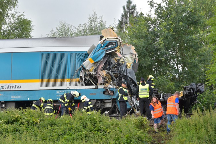 Dvoje mrtvih u sudaru vozova u Češkoj