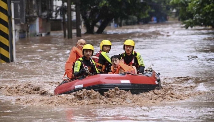 Dvoje poginulih u klizištima i poplavama u Xianu