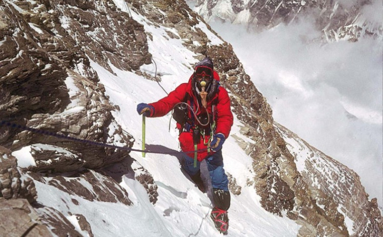 Dvojica alpinista stradala na Mount Everestu