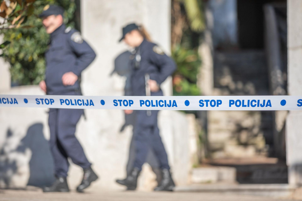 Dvojica Gruzijaca izbola trojicu hrvatskih državljana