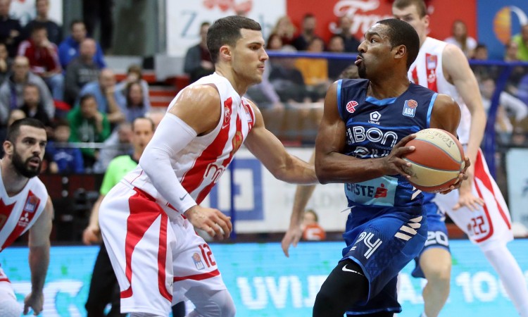 Dvojica košarkaša i trenera Cibone pozitivni na covid-19