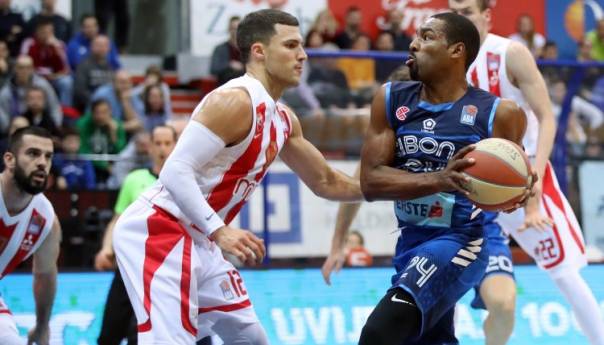 Dvojica košarkaša i trenera Cibone pozitivni na covid-19