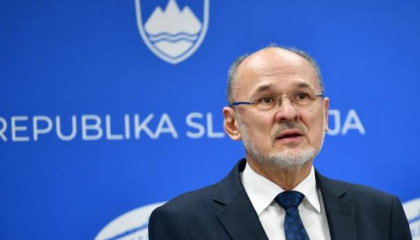 Dvojica slovenskih ministara pozitivna na koronavirus