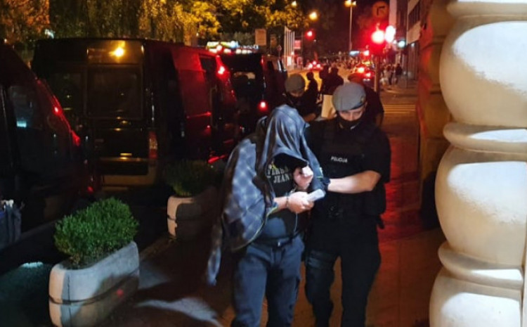 Dvojici sarajevskih policajaca određen pritvor
