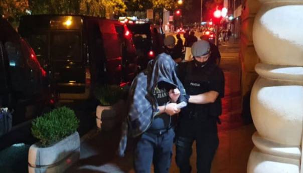 Dvojici sarajevskih policajaca određen pritvor