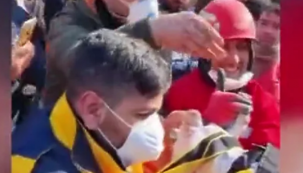 Dvomjesečna beba spašena u Turskoj nakon što je pod ruševinama provela 128 sati