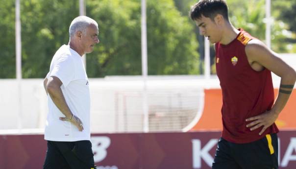 Dybala: Privilegija je raditi sa Mourinhom