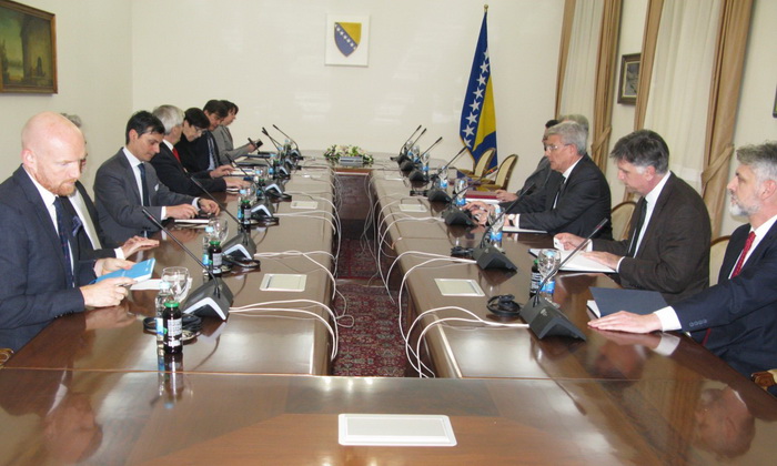 Džaferović ambasadorima Kvinte: Ne pristajemo na ultimatume