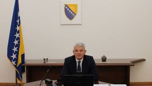 Džaferović: Božić je praznik nade i vjere u bolje sutra