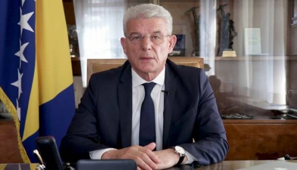 Džaferović čestitao Hanuku Finciju i svim bh. Jevrejima
