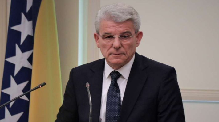 Džaferović čestitao je Uskrs nadbiskupu vrhbosanskom Tomi Vukšiću i katolicima u BiH