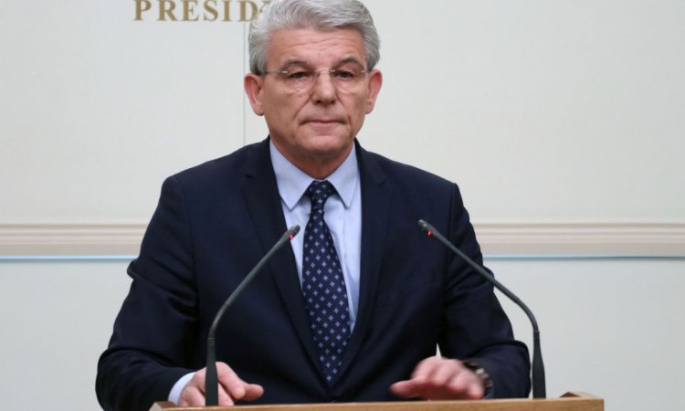 Džaferović čestitao Rukometnoj reprezentaciji BiH plasman na EP