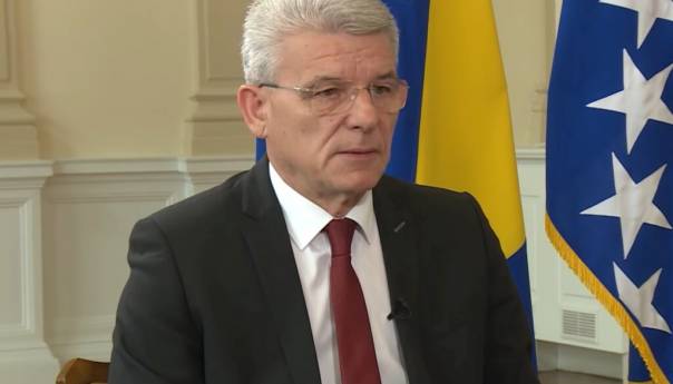 Džaferović: Civilizacijski potez Crne Gore