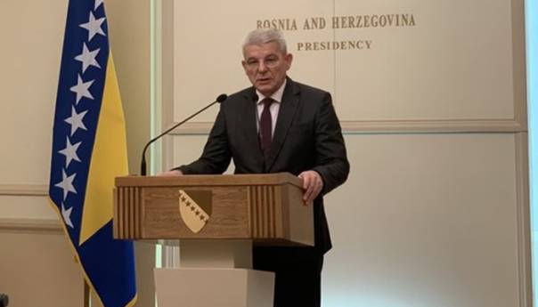 Džaferović: Dodik je glasao protiv interesa ljudi iz RS