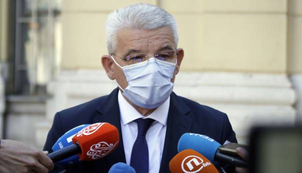 Džaferović: Fašistička ideologija je itekako živa u BiH