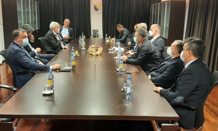 Fokus sa migrantske krize u USK prebaciti na ekonomski napredak