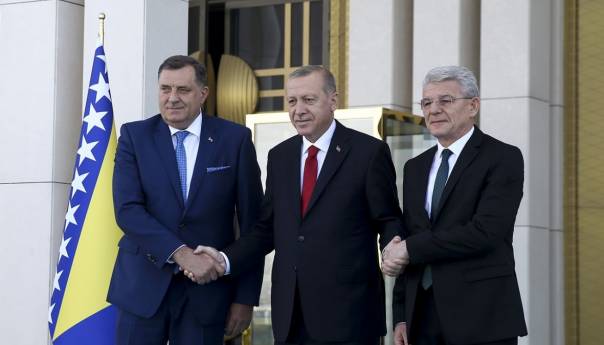 Džaferović i Dodik danas sa Erdoganom