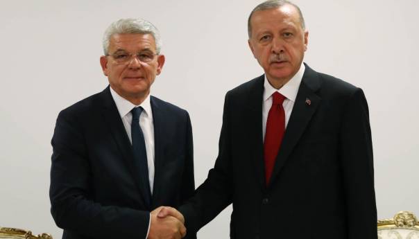 Džaferović i Erdogan razgovarali o saradnji i otvaranju granica