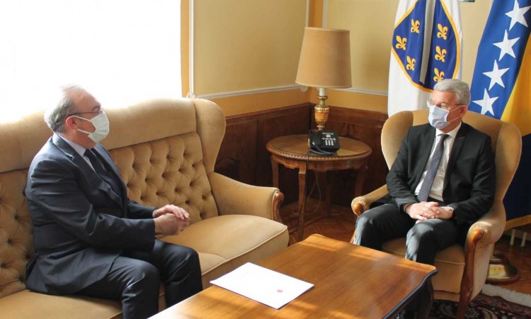 Džaferović i Koç razgovarali o daljnjem jačanju saradnje BiH i Turske