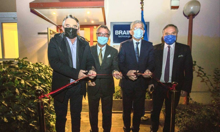 Džaferović i Komšić otvorili počasni konzulat Bosne i Hercegovine u Beču