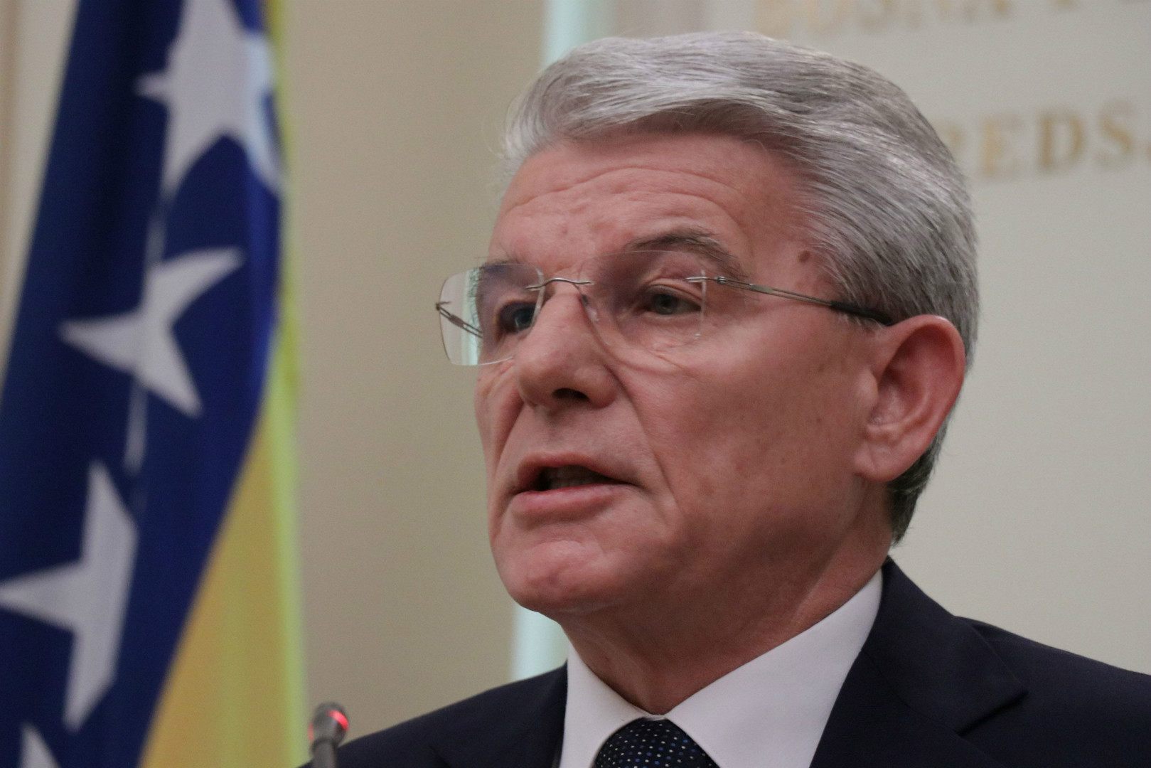 Džaferović izjavio saučešće povodom smrti prof. dr. Hasana Muratovića