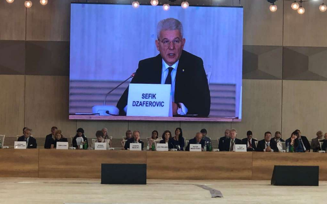 Džaferović na otvaranju Baku Foruma: Sistem Ujedinjenih nacija se mora reformirati
