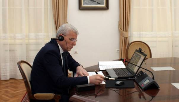 Džaferović na samitu EPP-a: BiH jeste dio Evrope, ali želimo biti i dio EU