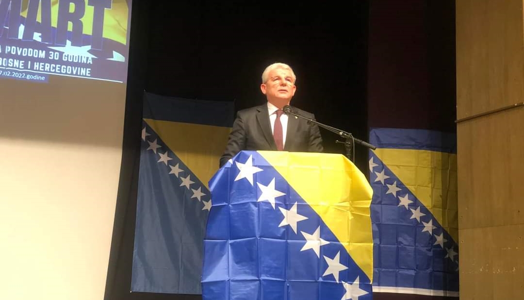 Džaferović: Ne treba ignorisati izazove sa kojima se suočavamo