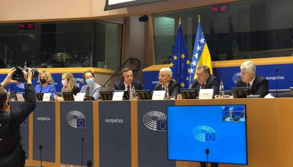 Džaferović: Nema nijedna presuda Suda u Strazburu o ugroženosti Hrvata