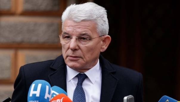 Džaferović: Nema reduciranja Oružanih snaga BiH