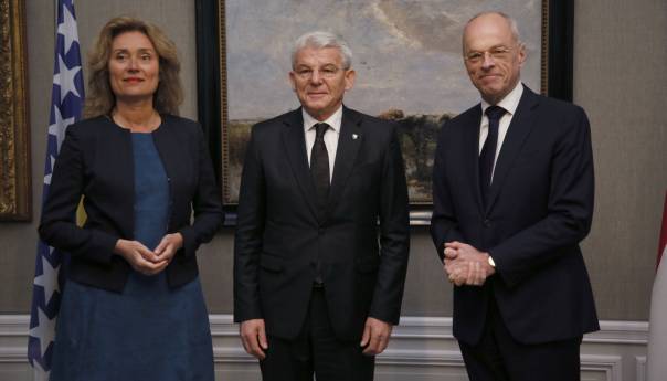 Nizozemska podržava BiH na EU i NATO putu