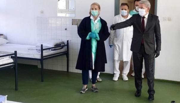 Džaferović obišao izolatorij na Građevinskom fakultetu i Zetru