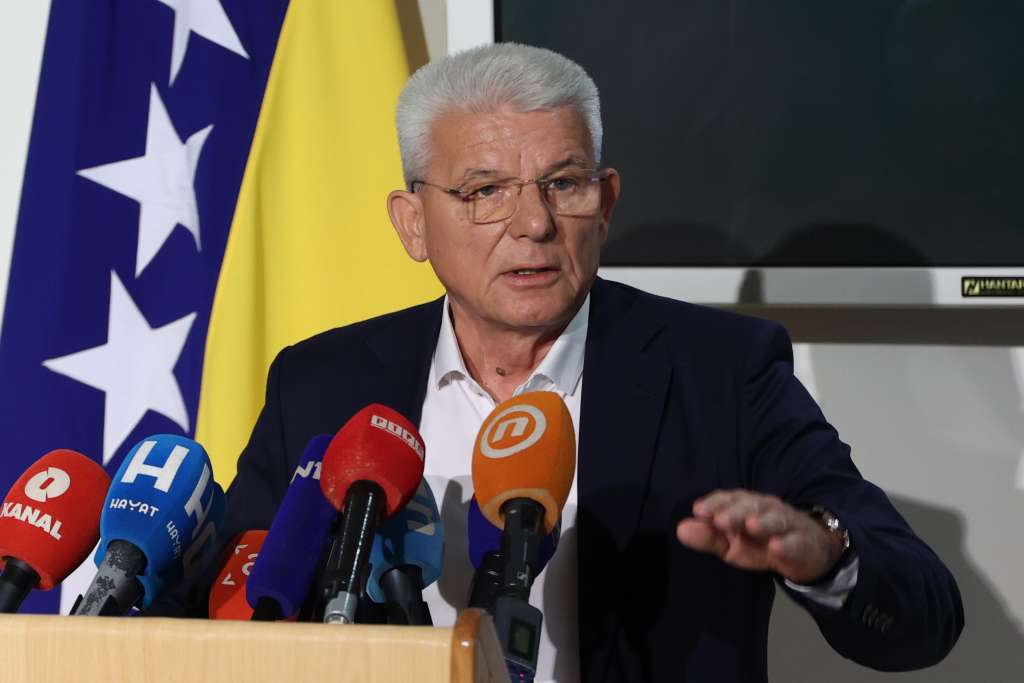 Džaferović: Ostali smo kod odluke da ne prisustvujemo sjednici na kojoj se razmatra protivustavan zakon