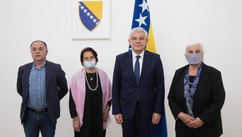 Džaferović podržao rad Udruženja žrtava i svjedoka genocida i Majki Srebrenice
