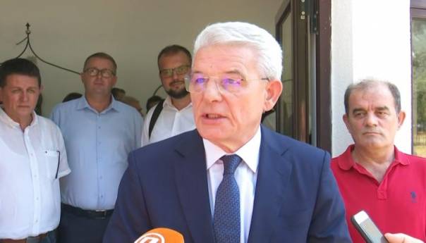 Džaferović poručio Vučiću: Ovdje više nikada niko neće dominirati