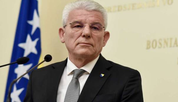 Džaferović pozdravio usvajanje Rezolucije o genocidu u Srebrenici u austrijskom parlamentu