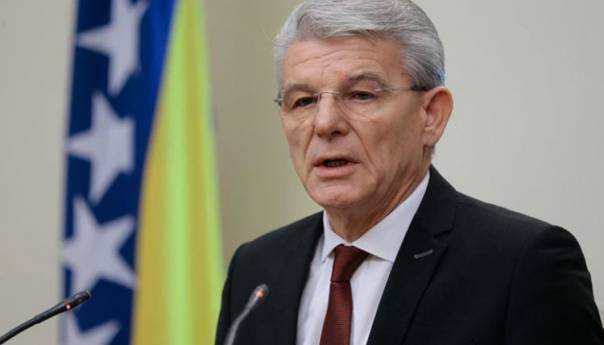 Džaferović pozdravio usvajanje Rezolucije o Srebrenici u Parlamentu Kosova