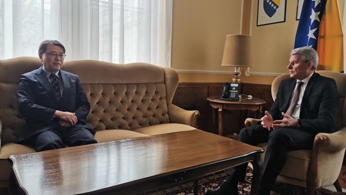 Džaferović primio ambasadora Japana u BiH Sakamotoa