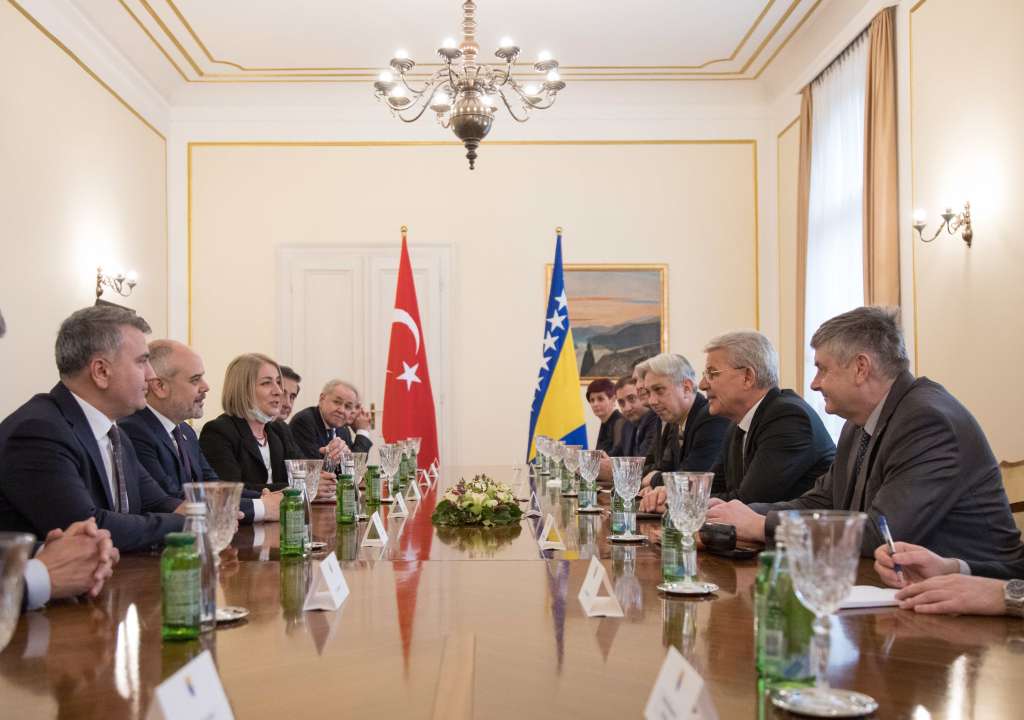 Džaferović primio delegaciju Komiteta Velike narodne skupštine Turske