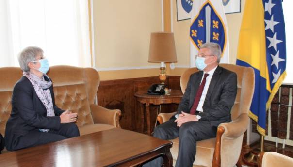Džaferović primio u oproštajnu posjetu ambasadoricu Republike Bugarske