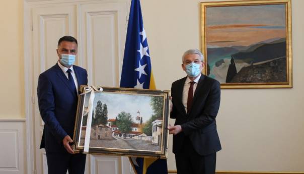 Džaferović: Puna podrška radu Bošnjačkog nacionalnog vijeća Sanadžaka