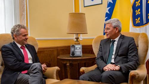 Džaferović razgovarao sa šefom Delegacije EU u BiH Sattlerom