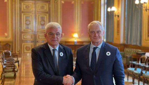 Džaferović sa britanskim ministrom za Evropu: Održati izbore i provesti rezultate bez blokada