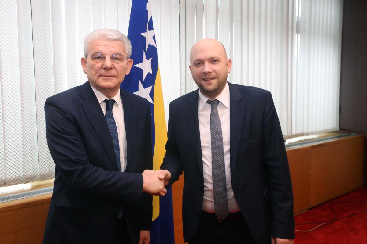 Džaferović sa Sarrazinom: Razgovor o političkoj situaciji u BiH