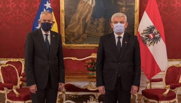 Džaferović se u Beču sastao sa Van der Bellenom