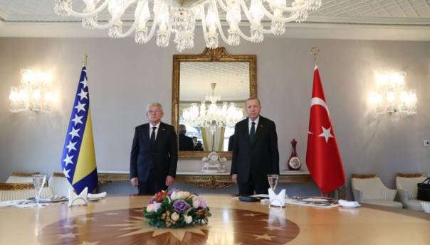 Džaferović se u Istanbulu susreo s Erdoganom